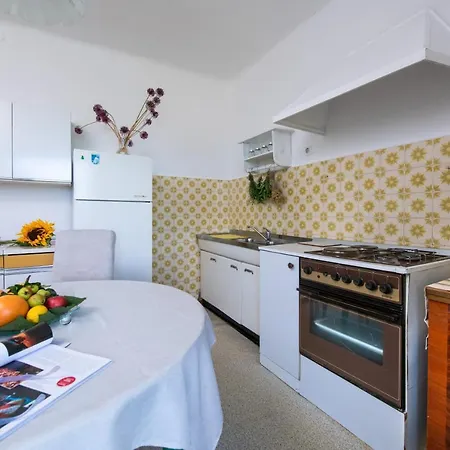 Apartamento Da Lia Momjan